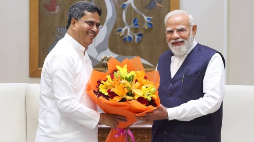 Cm Manik Saha Meets Pm Modi To Celebrate 12 Years Of Public Service